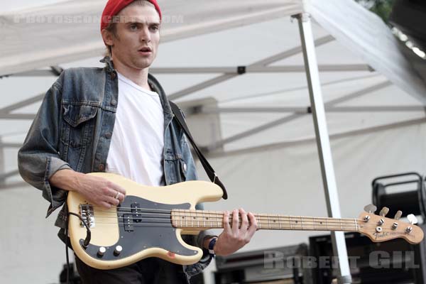 OUGHT - 2015-05-24 - PARIS - Parc de la Villette - 